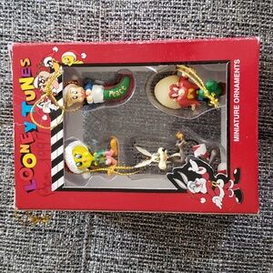 Looney Tunes Miniature Christmas Ornaments- 4